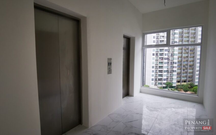 Quay West Residence – 1470SF with 2 Private Lifts