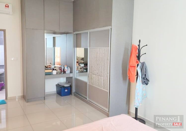 Solaria Residence  1115sqft FULLY FURNISHED AND RENOVATED 2 Car Park