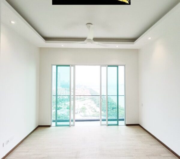 Quaywest in Bayan Lepas Fully Seaview Original with Plaster Celling 2 Carparks