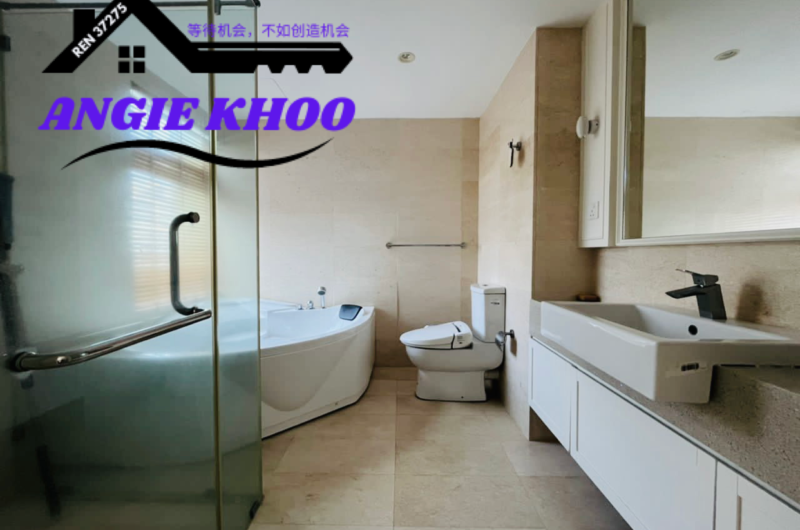 The Latitude | Furnished N Renovated| 1500sqft | 2 Car Park | SEAVIEW